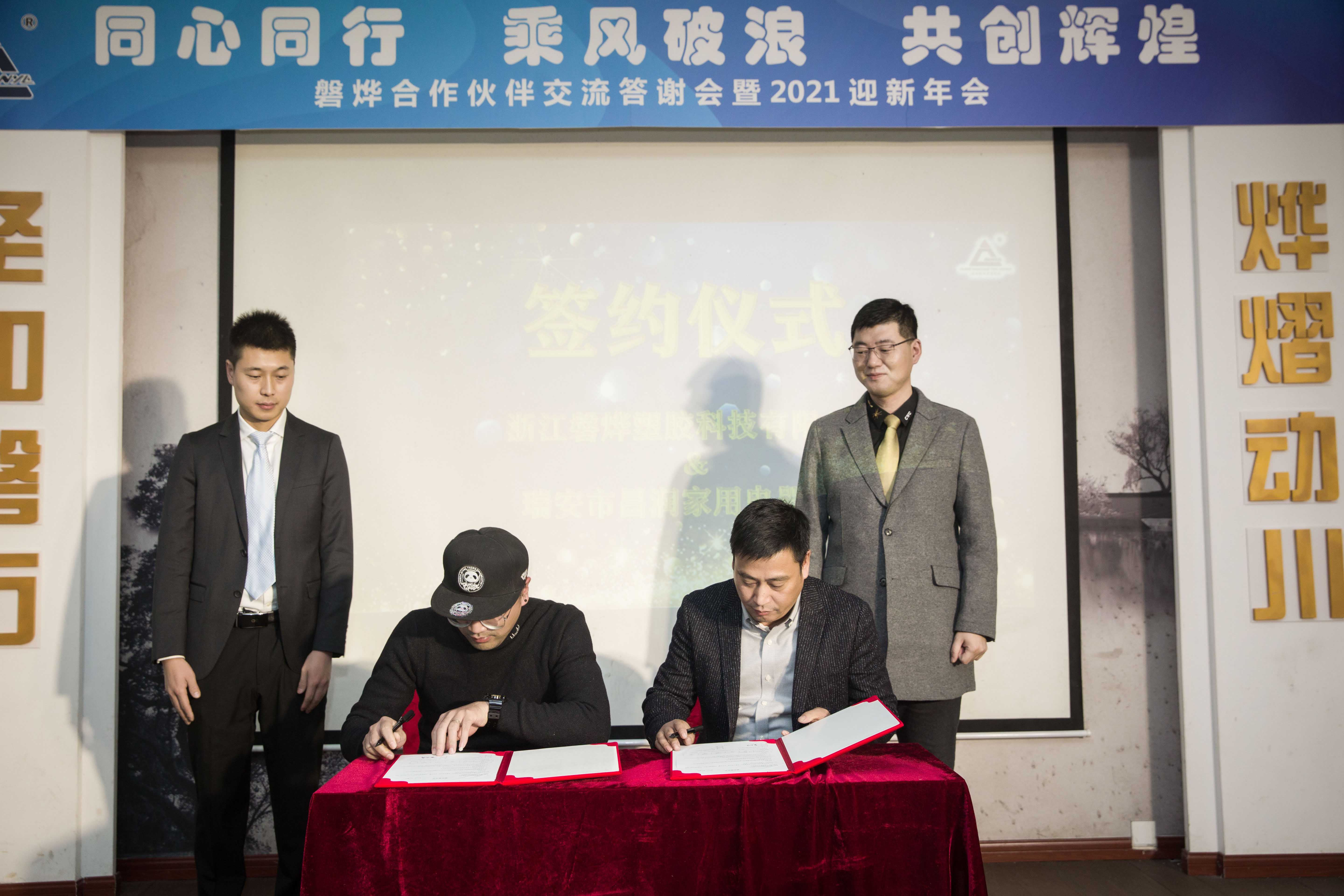 1614409374906502.jpg 4E1A1316_1.jpg